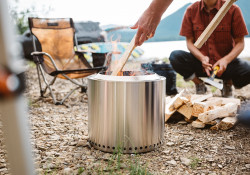 Solo Stove Ranger s podstavcem